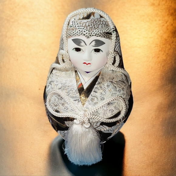 Hime Daruma Wooden Japanese Wedding Dolls - Bride and Groom - Picture 12 of 13